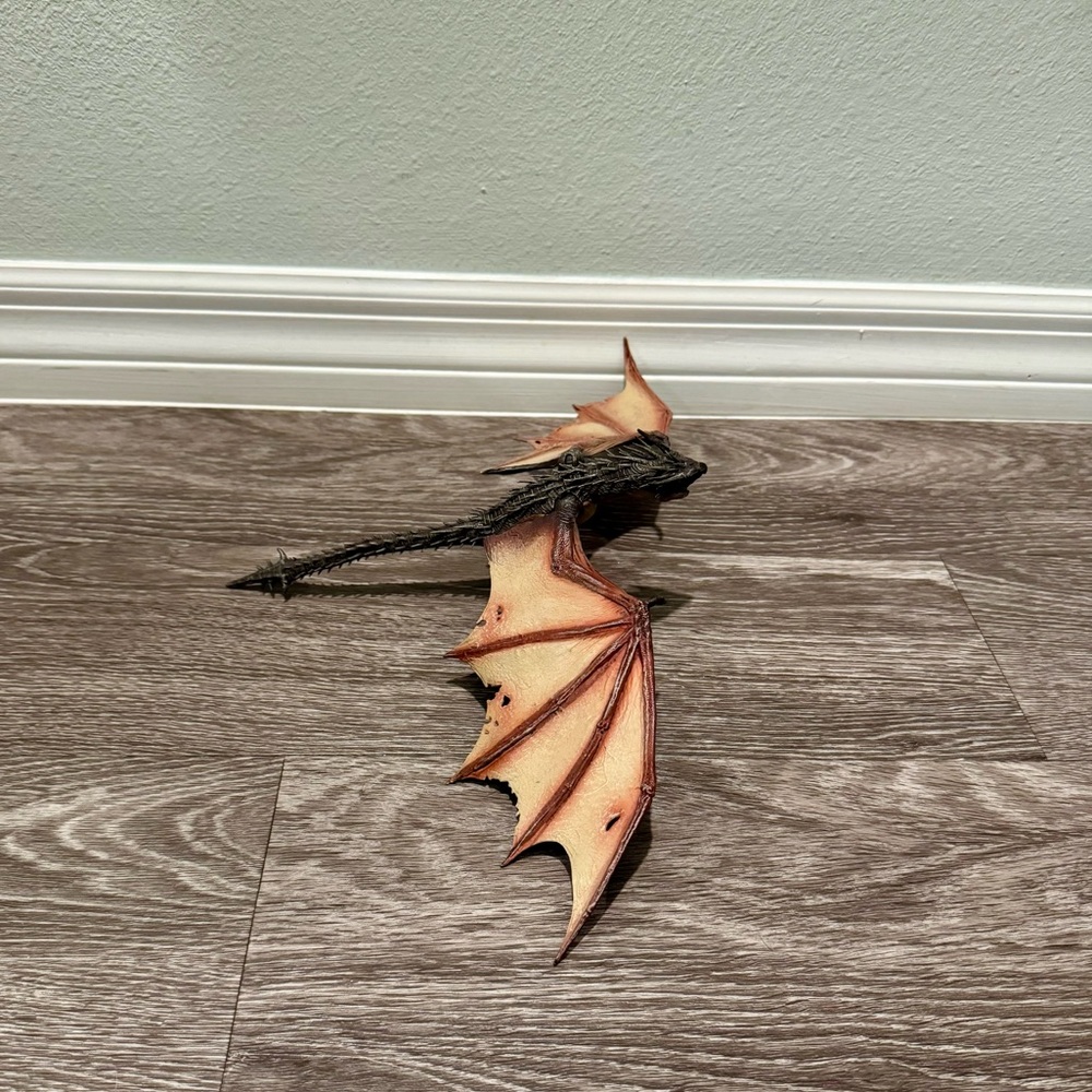 McFARLANE HARRY POTTER HUNGARIAN HORNTAIL DRAGON